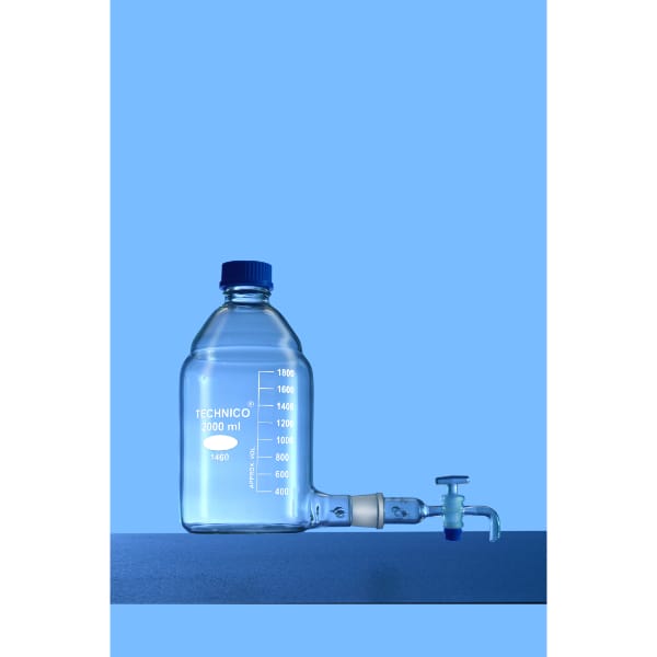 GL 45 स्क्रूथ्रेड इंटरचेंजेबल स्टॉपर और STCK 2000 ML क्षमता वाला बॉटल एस्पिरेटर
